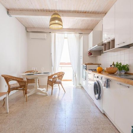 Sea View New Apartment Ortigia Сиракузы Экстерьер фото