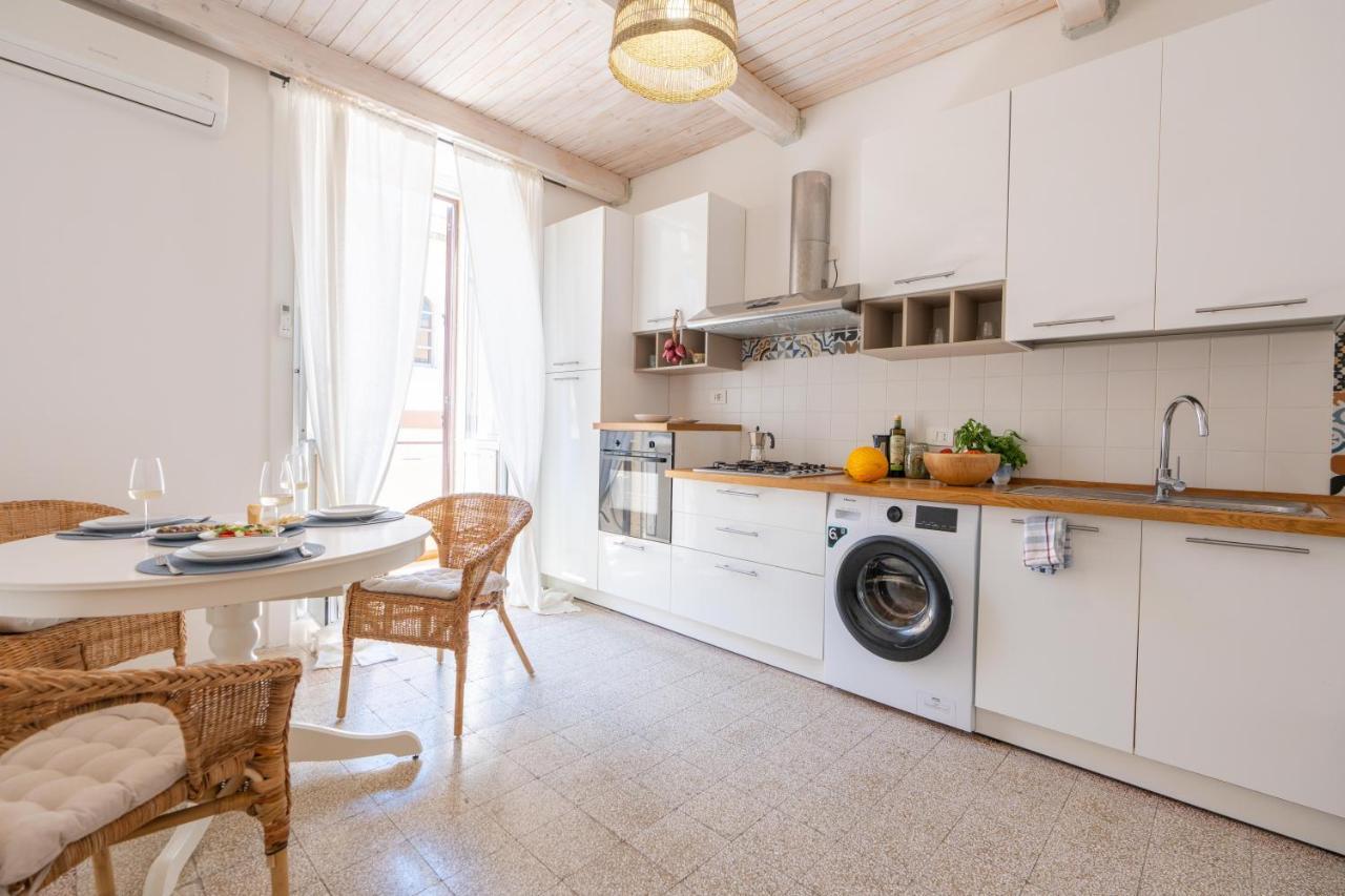 Sea View New Apartment Ortigia Сиракузы Экстерьер фото